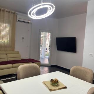Apartament near beach, with garden - Golem - 0