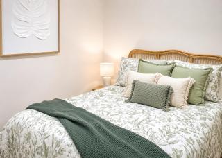 Top of the Range - Tourist Road 3 BDRM Apartment - 5