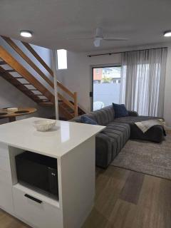 2Br - Walk to Beach and Dining - 6
