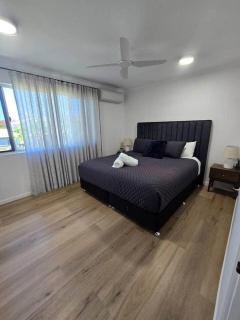 2Br - Walk to Beach and Dining - 3
