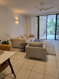 3 Bed West End Apartment - North Ward - 0