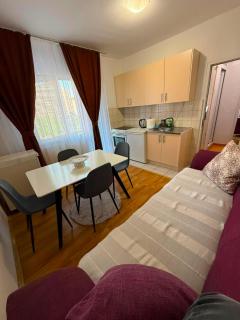 Urban Prishtina - Cozy Apartment - 3