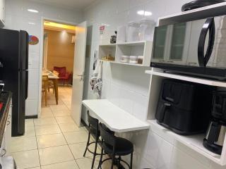 Apto, 2 Suítes a 100m da Praia do Forte, 3 Ar Split, Kit Praia, Garagem - 4