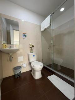 Hotel Royal Plaza - 3