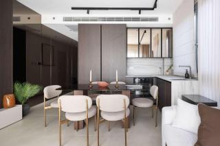 Executive 2BR with Balcony - MAMAD - D80 - 7