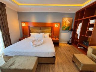 2RN SOLOMON Hotel and Spa - 1