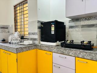 Pixel - by BeauMonde Boutique Suites - 1