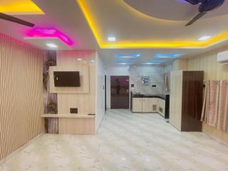 Radhika Cozy Studio Apartment Kitchen 2 Double Beds - 2