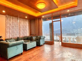The crown vista by naina - 4