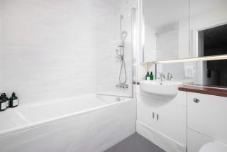 Modern East London Apt, 3 bedrooms, 2 Bathrooms - Londra - 2