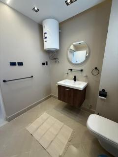 2 Bedrooms Apartment in Zahra Sidi Abdelrahman - 6