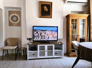 Symi 1 - 9