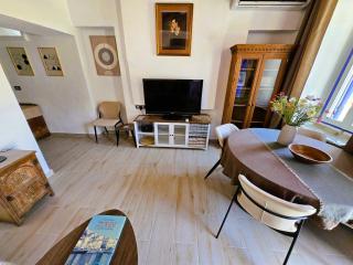 Symi 1 - 2