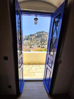 Symi 1 - 4