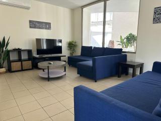 Charming City Centre Apt w Pool - City Flats 303 - 8