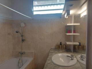 Appartement charmant à Le Gosier - 53 m² - Piscine partagée - 5