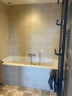 Luxe appartement met uitzicht op het Geuldal, jetstreambad, Vijlen, Zuid-Limburg - 7