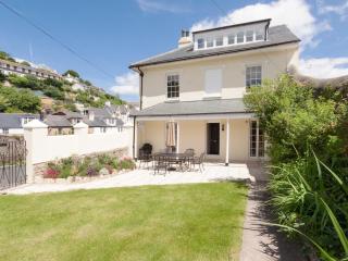 Elegant Georgian House with Garden & Parking - 0