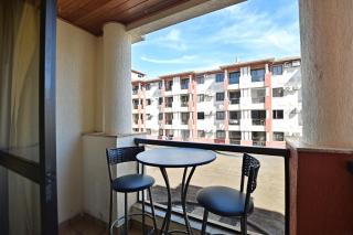 Flat acolhedor beira lago - 4