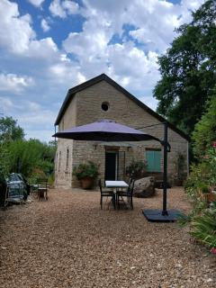 maison au calme avec piscine 6 à 8 personnes - 9