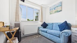 2 Coach House - Classic En Suite King - Tenby - 9
