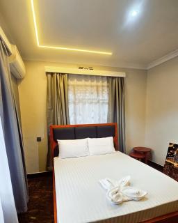 Private 3-Bedroom Bungalow, Guarded House in Moshi - 2