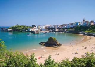 6 Coach House - Deluxe En Suite King Room - Tenby - 7