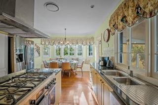 Elegant Vintage Home Fireplace and Spacious Living - 1