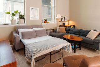 Downtown Luxe 2BR Loft Apt - Sleeps 8 - Walkable - 6