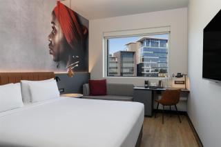 Radisson RED Hotel Johannesburg Rosebank - 8