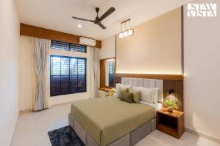StayVista at Tamratva Villa with Pool & Mountain View - 3