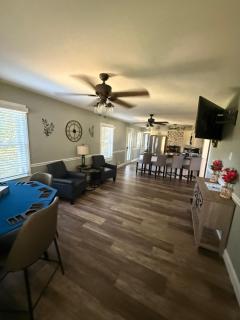 Bourbon Belle of Bardstown - 6