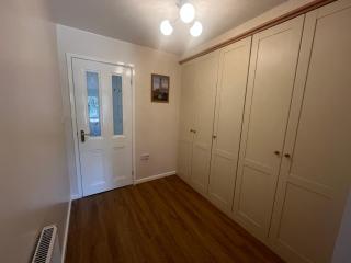Spacious two bedroom ground floor apartment with free parking - Meriden Solihull - Close to NEC - 4