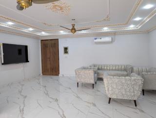Shimla Heights By Carmines - 2
