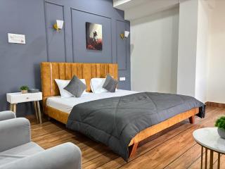Miller - by BeauMonde Studio - 2