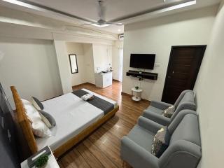 Miller - by BeauMonde Studio - 1