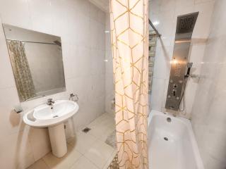 Luxury Oniru Apartment - Prime Location Near Victoria Island - 6