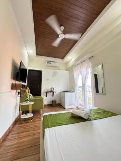 Olive - Tiny Studio by BeauMonde Studio - 2