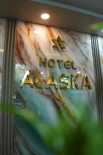 Hotel Alaska - 1
