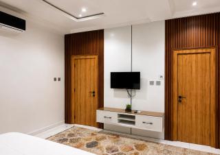 Verse Living - 4