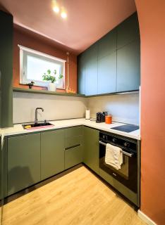 All Seasons Apartments - Free Parking & City Center - 2