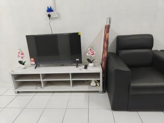 GM Suite Homestay - 3