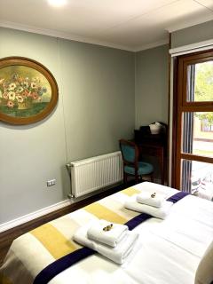 Omili Haus - Boutique Hostel & Cafeteria - 9