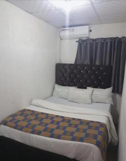 Tega's Hotel & Suites - 9