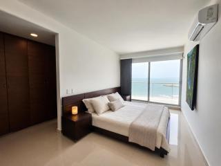 Oceanfront 2BR with Balcony near Walled City - 8