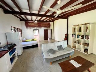 Turtle Bay Beach House - 4