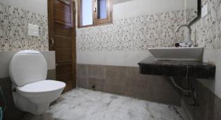 Sadhu Guest house - 1