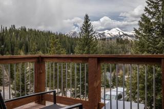 3BR with Mountain Views on FREE Bus Line - 6