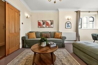 Elegant Castle-Style apartment in Wimbledon - 4