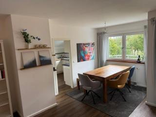 Helle Wohlfühlwohnung in naturnaher Lage vor München - 0